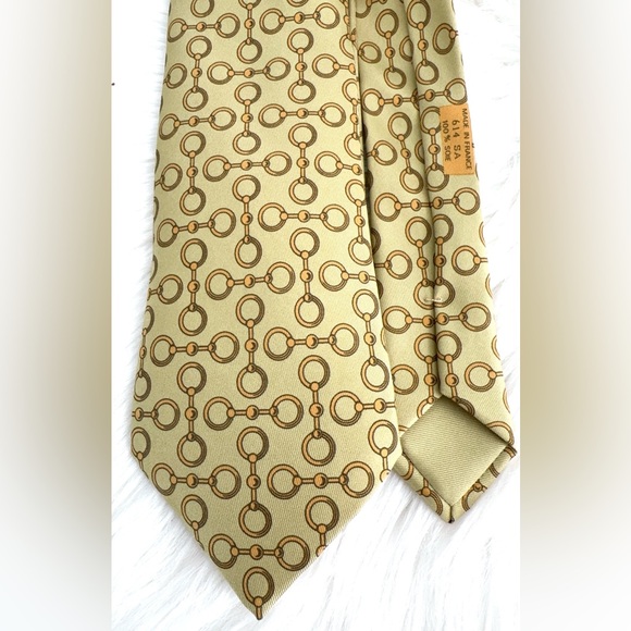 Authentic Hermes Necktie Patterned and made in France - Picture 6 of 10